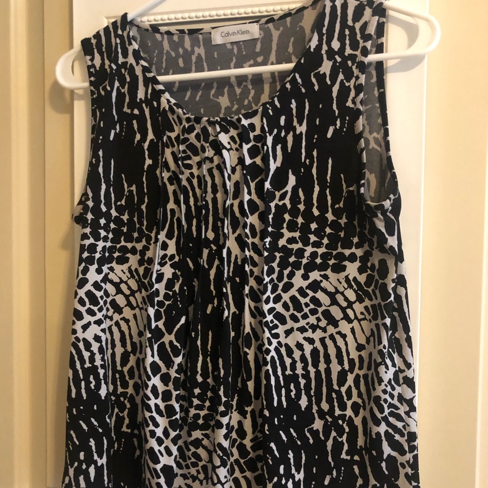 B&w Calvin Klein tank blouse